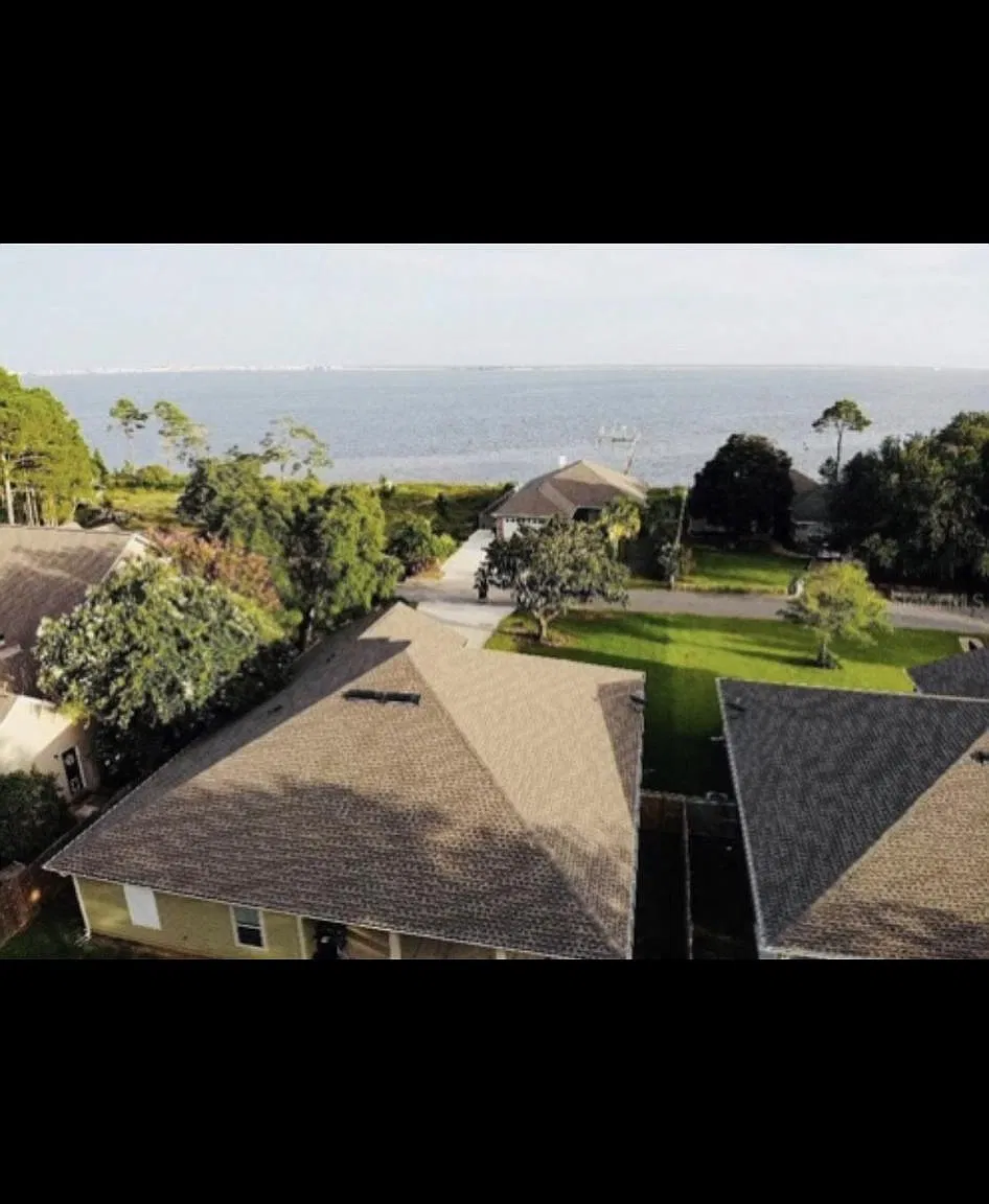 4 bed, 2400 sqft, $2,900 — Photo 4