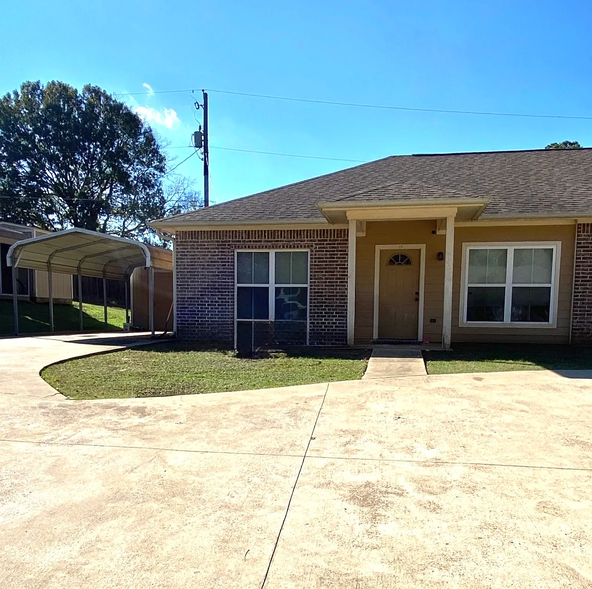 2 bed, $1,295 — Photo 1