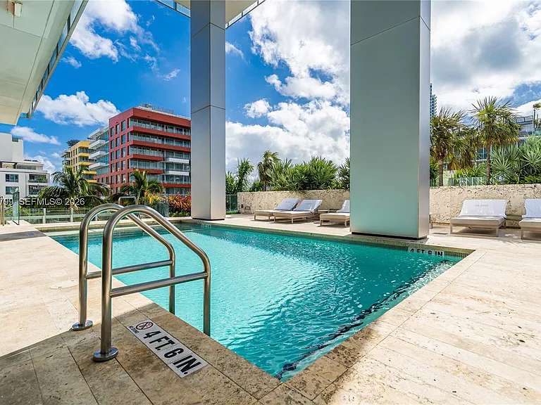 120 Ocean Dr #700 — Photo 48
