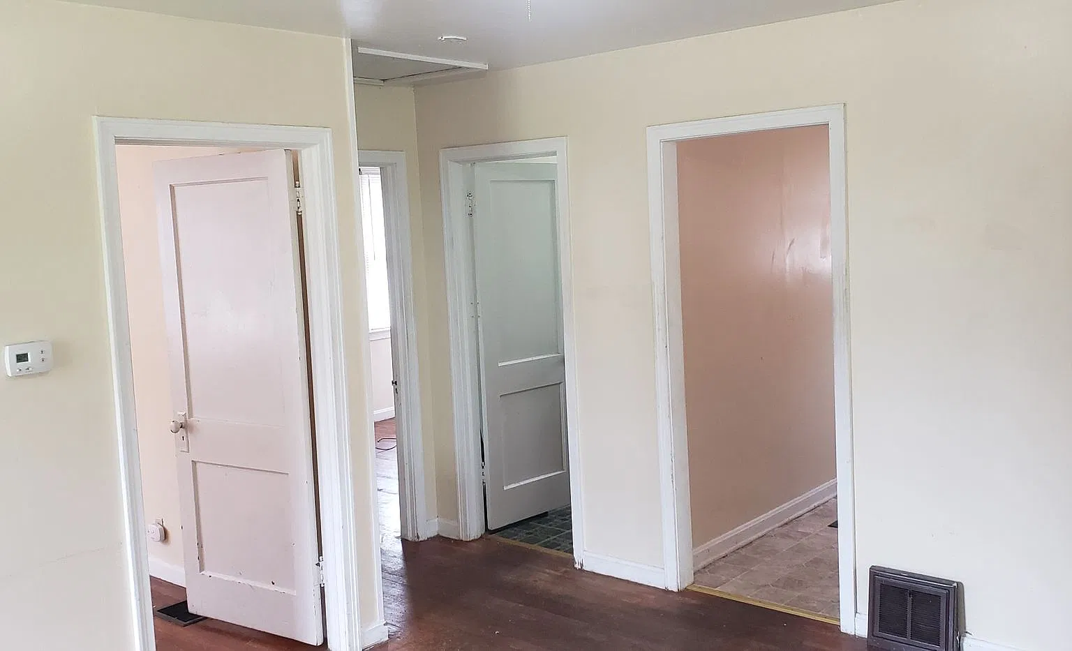 Wiles Hill near Med Center - 2 Bedroom House - Available 06/02/2027 — Photo 4