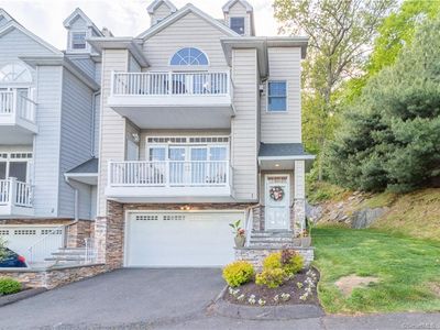 665 River Rd UNIT 1, Shelton, CT, 06484