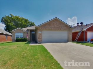 2544 Taos Dr, Grand Prairie, TX 75051