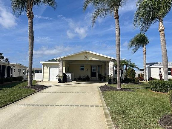 2nd image of 1716 Primrose Ln