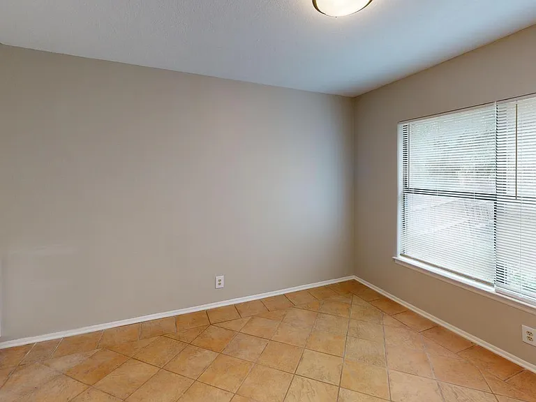 14102 N Hills Village Dr — Photo 9