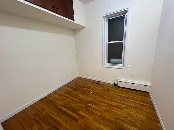 4th image of 300 E 92nd St APT 5A