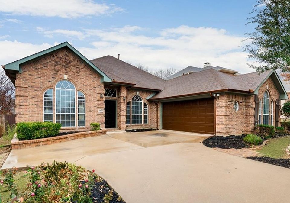 1st image of 1710 Creekway Dr