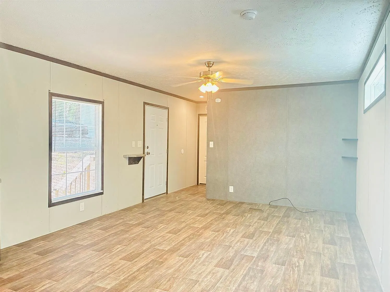 754 Skylark Home 35 — Photo 1