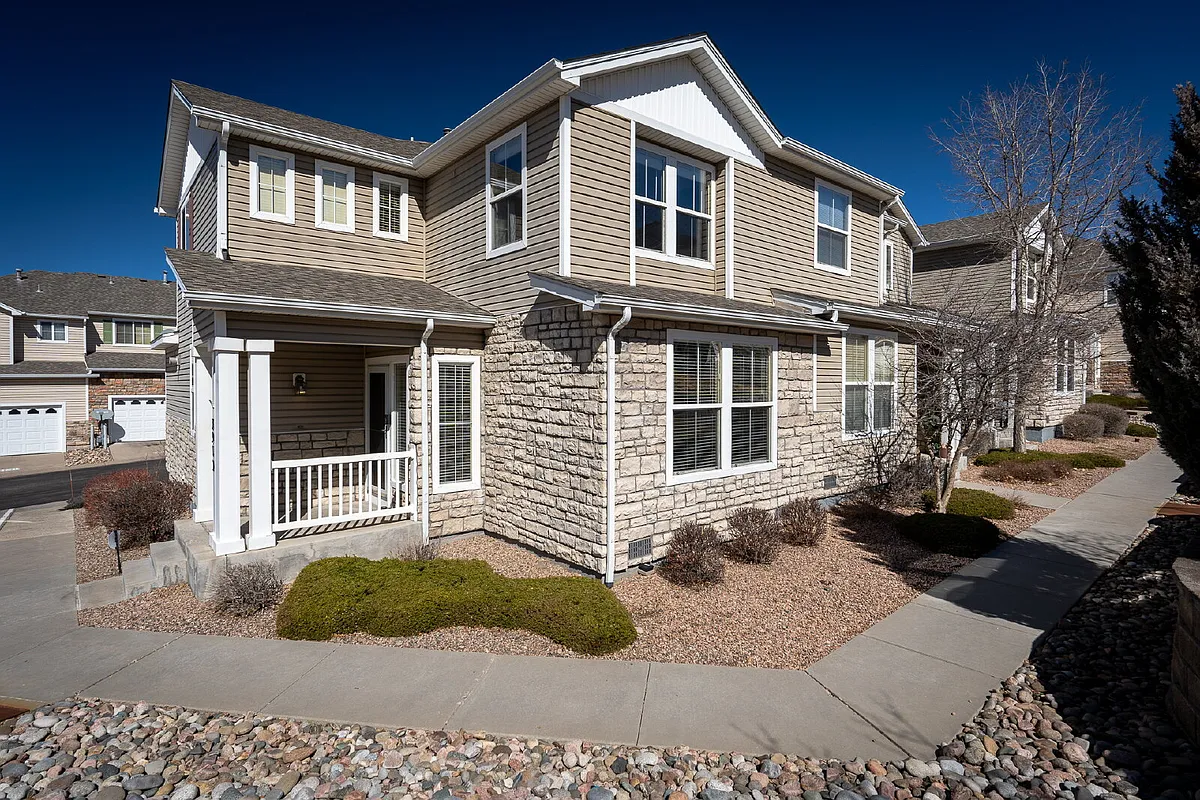 Building Photo - 3919 Diamond Ridge Vw
