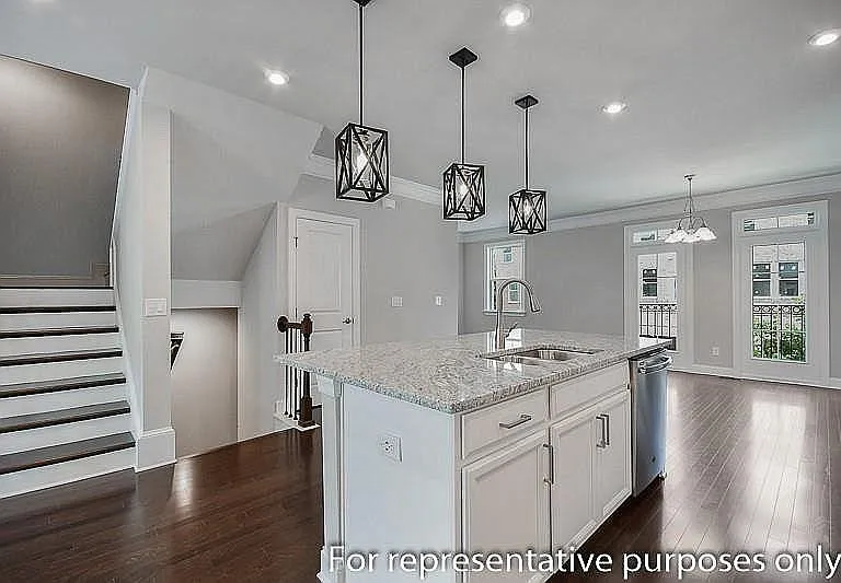 2061A Morrison Ave — Photo 8