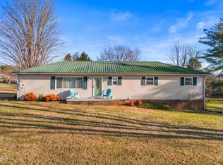 100 Carroll Cir, Rogersville, TN 37857