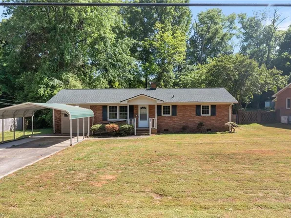 112 Florence St, Graham, NC 27253