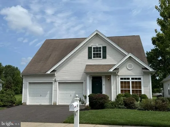 51 Coneflower Ln, West Windsor, NJ 08550