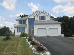 102 Maple Ave, Mount Pocono, PA 18344