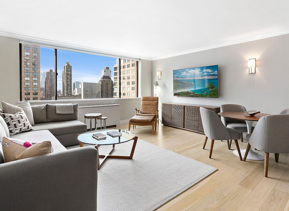 1st image of 45 W 67th St APT 27C