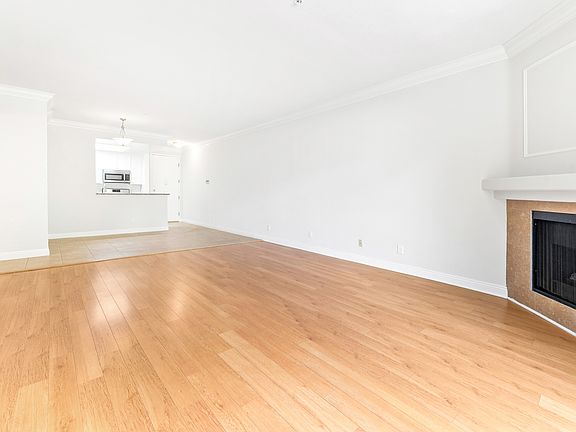 5th image of 4560 Coldwater Canyon Ave APT 105