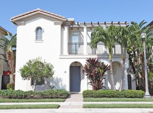 15 Stoney Dr, Palm Beach Gardens, FL 33410