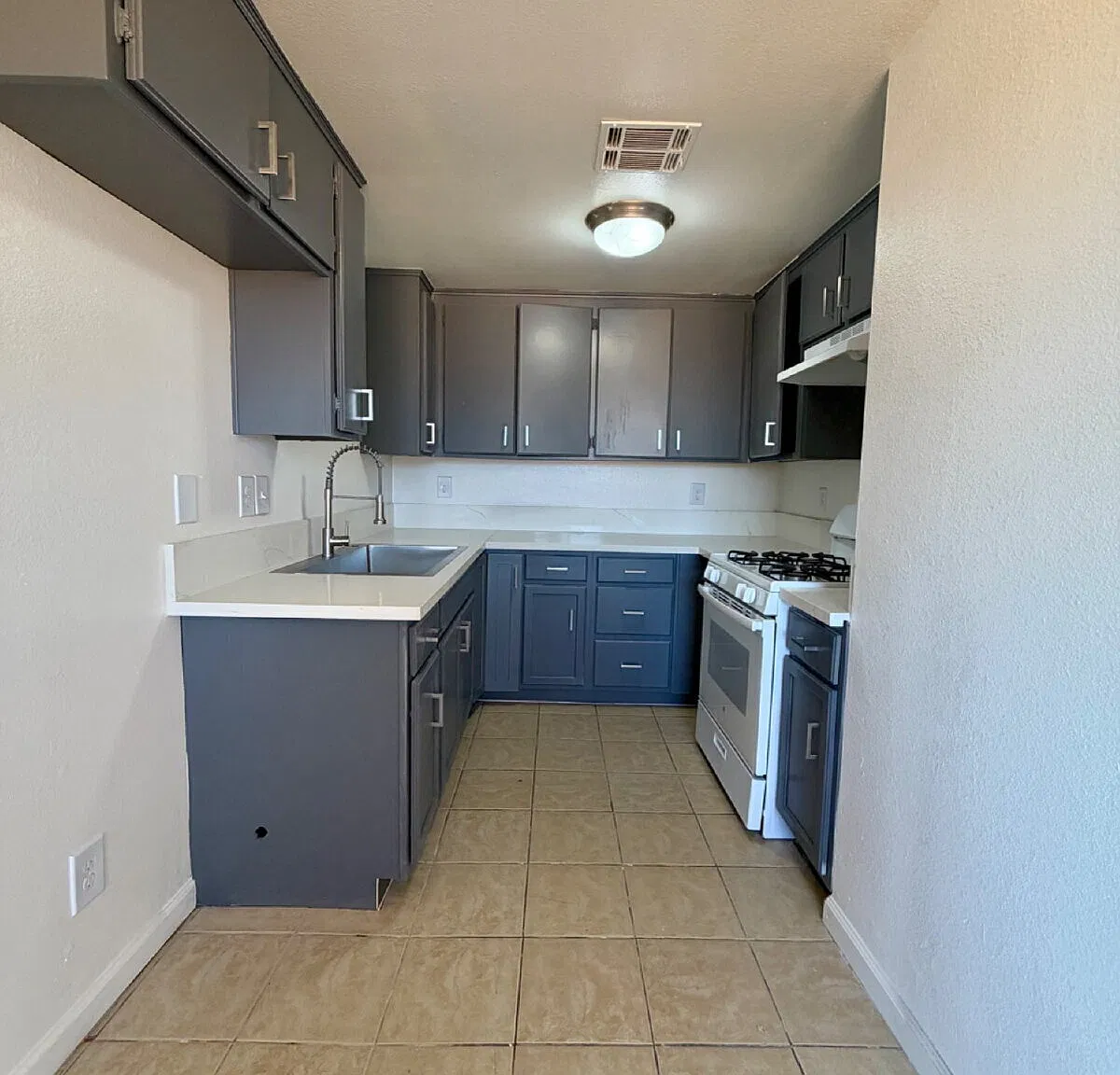 Updated 1-Bedroom Apartment with Garage in Adelanto! — Photo 1