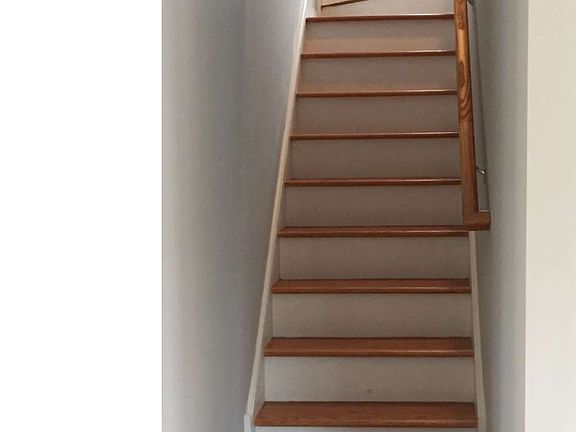6920687_3