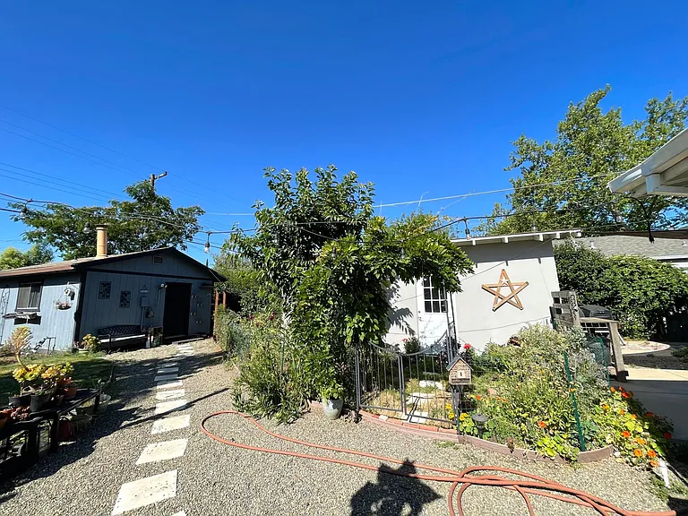 2308 Knight Way — Photo 24