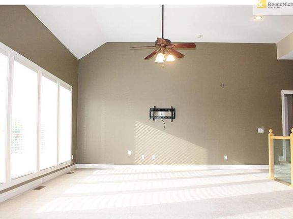 5th image of 5010 N 131st Dr