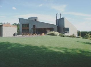 22 Riata Dr, Lincoln, RI 02865