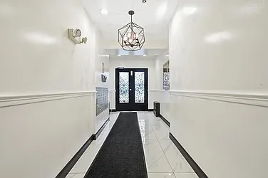 Sold by Avenue Sotheby's International Realty