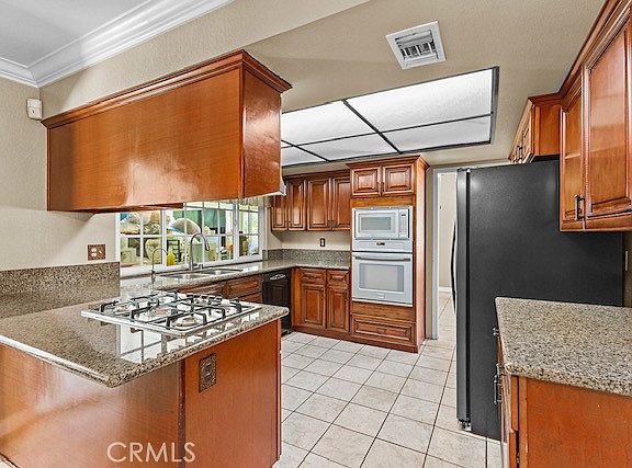 3rd image of 8557 Saddle Creek Dr