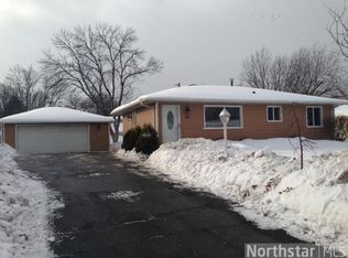 4229 Sandstone Dr, Eagan, MN 55122