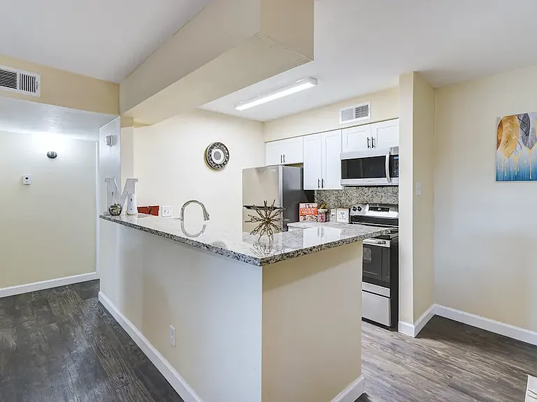 Spring Lake Village Apartments — Photo 19