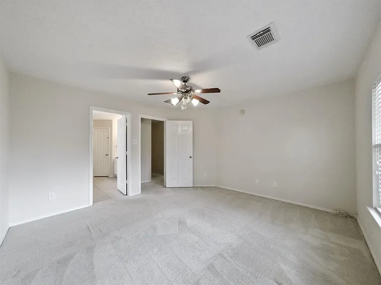 427 Northvalley Dr — Photo 18