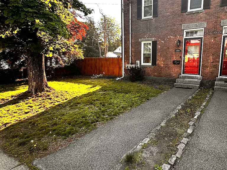 1591 Lonsdale Ave #1 — Photo 1