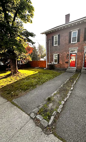 1591 Lonsdale Ave #1 Photo 1