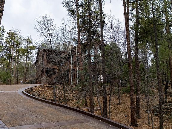 2nd image of 2129 Pine Wood Ln