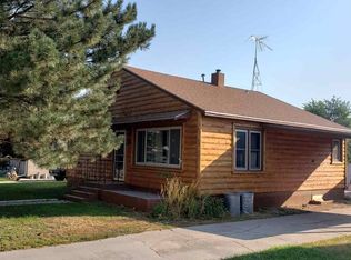 1725 E East St, Torrington, WY 82240