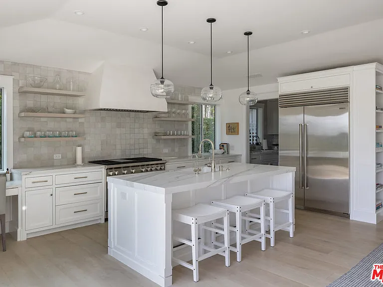 1132 Napoli Dr — Photo 13