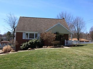 4036 Blue Willow St, Irwin, PA 15642