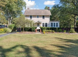 23052 Mastick Rd, North Olmsted, OH 44070