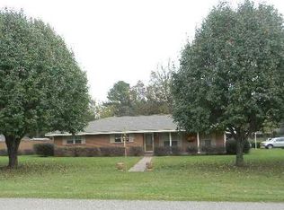 380 Kennedy Ave, Coosada, AL 36020