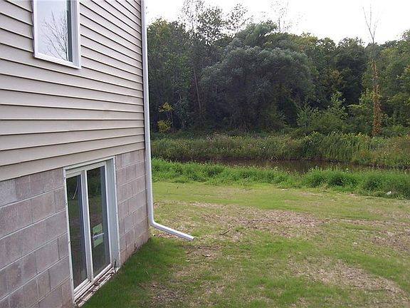 2nd image of 16 Glen Cairn Ct