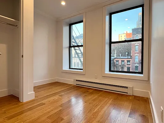 Rented by OGI Management | media 22