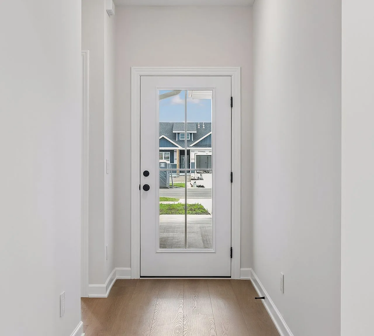 2 bed, 1289 sqft, $2,150 — Photo 4