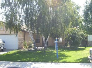 19545 Newport Ct, Hilmar, CA 95324