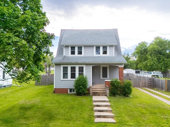 114 Lakewood Ave, East Peoria, IL 61611