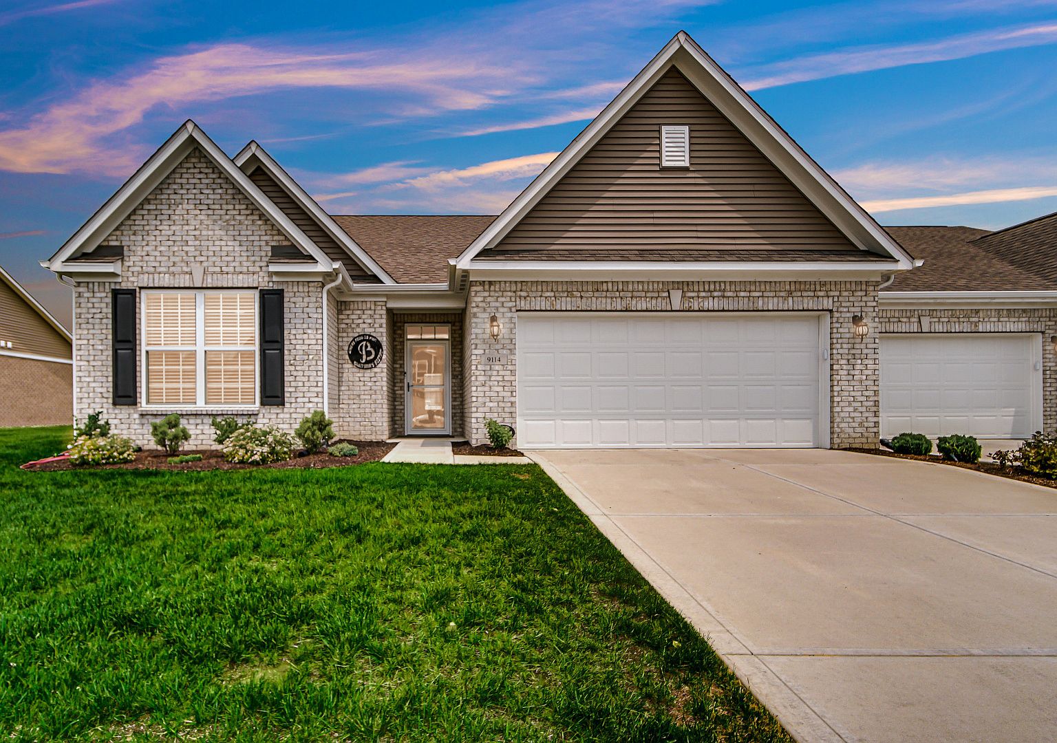 9114 Hedley Way E, Avon, IN 46123 | Zillow