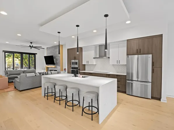 2712 N Davidson St, Charlotte, NC 28205