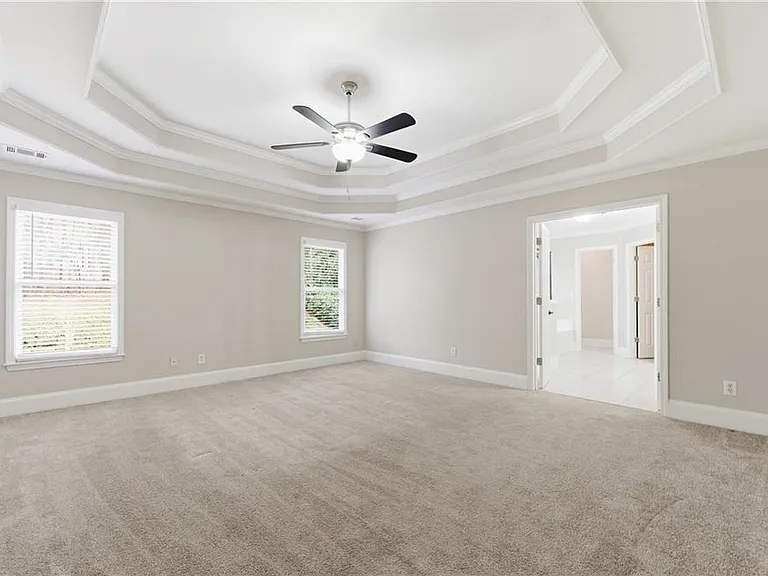 2570 Wood Creek Ct — Photo 32