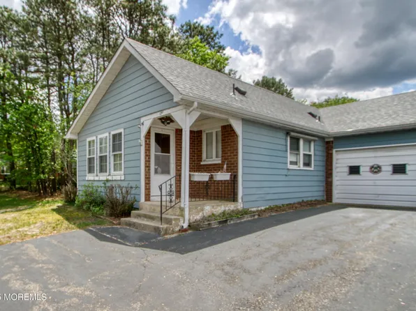 18 Moccasin Drive #D, Whiting, NJ 08759