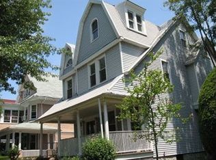 271 Stratford Rd, Brooklyn, NY 11218