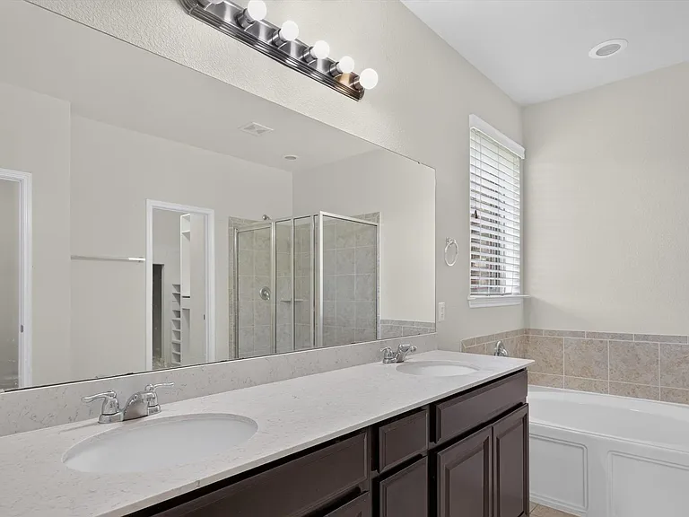 11306 Runnel Ridge Rd — Photo 10