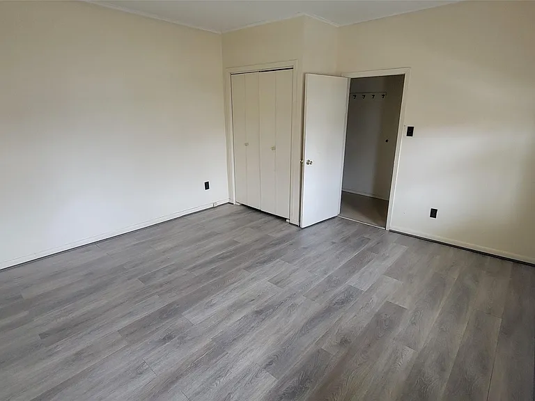 90 Ackerson St #2 — Photo 6